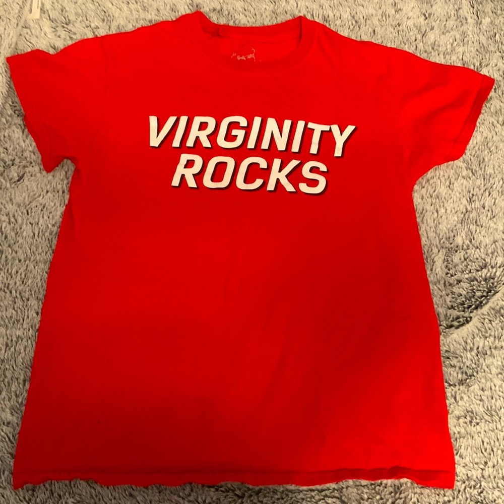 Small men/women verginity rocks shirt